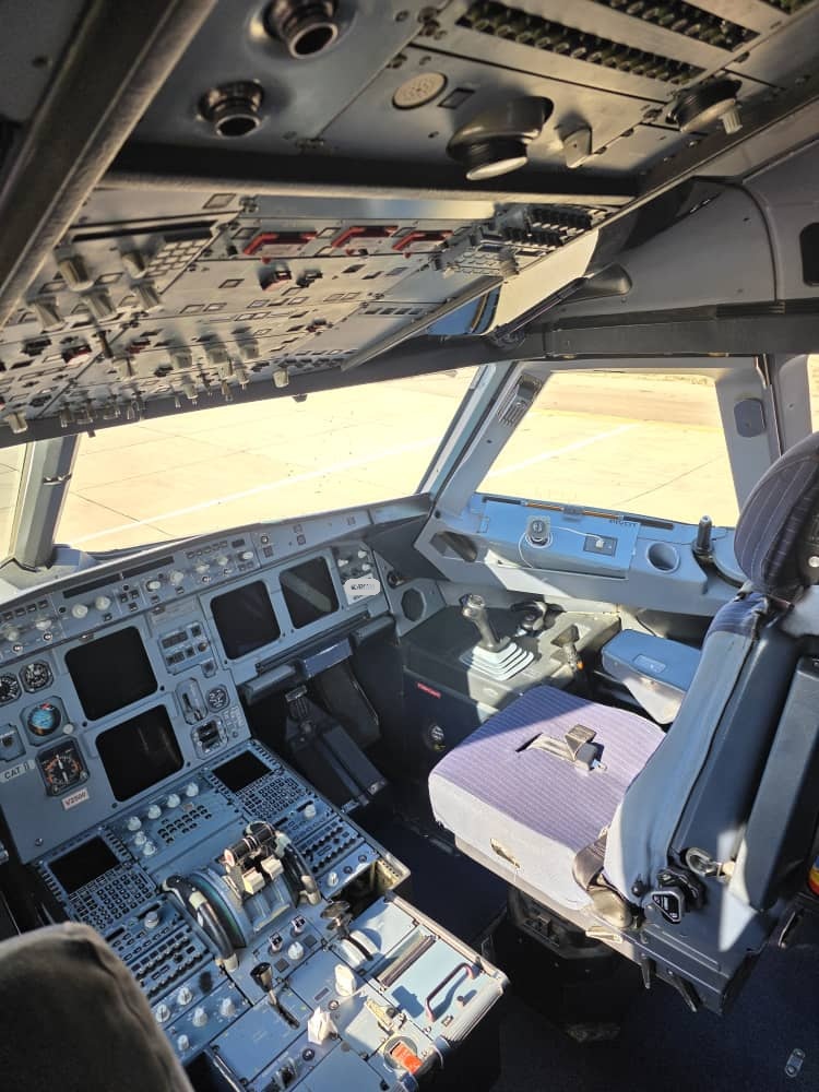 A320 photo  (4).jpeg